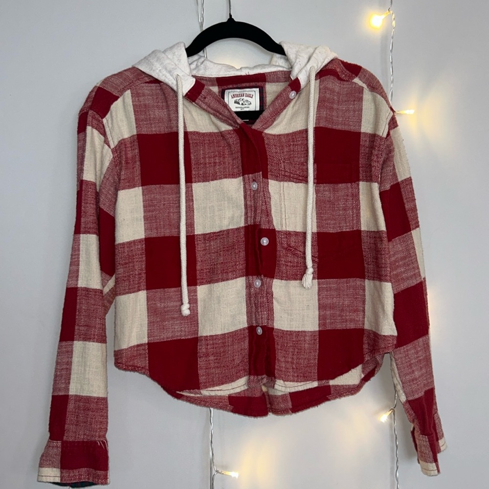 American Eagle Red and off white Flannel With Hood ❤️🤍